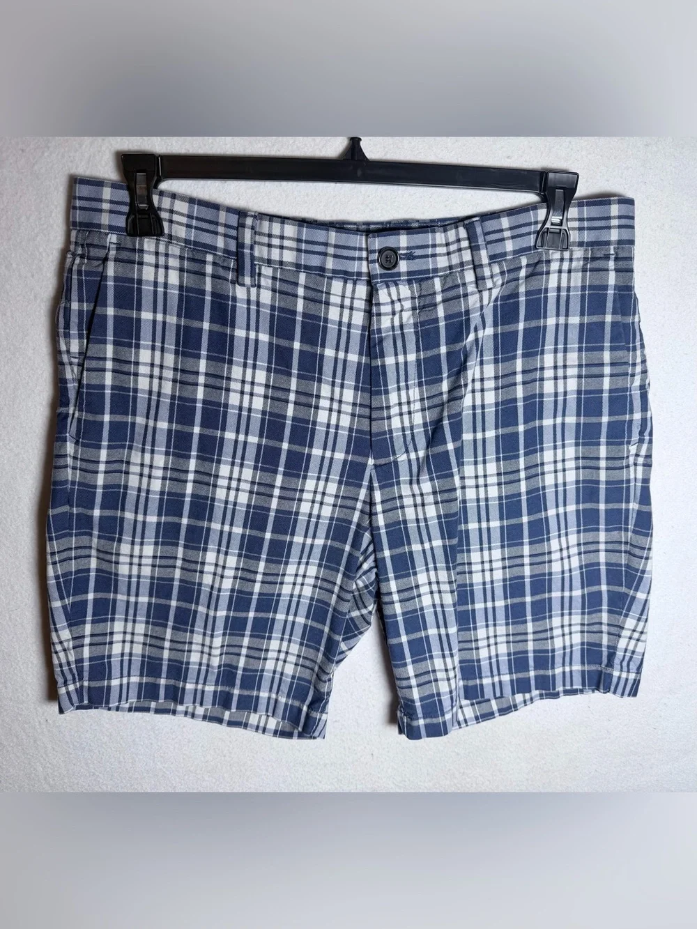 Banana Republic Aiden Shorts Mens 34 Blue Gray Plaid Flat Front Slim Chino